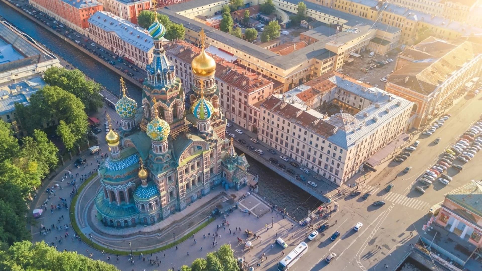 Обзорная с посещением Петропавловской крепости изображение 1