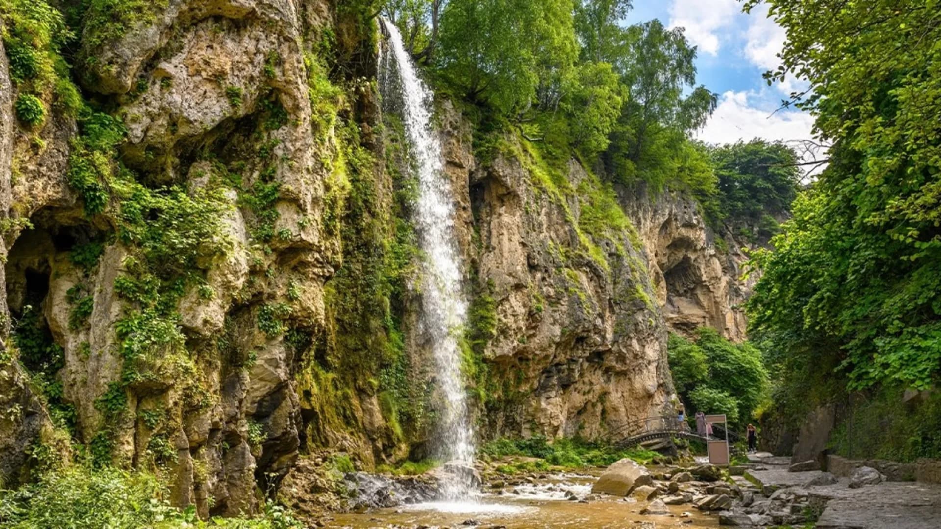 Медовые водопады — индивидуальная экскурсия из Ессентуков изображение 2