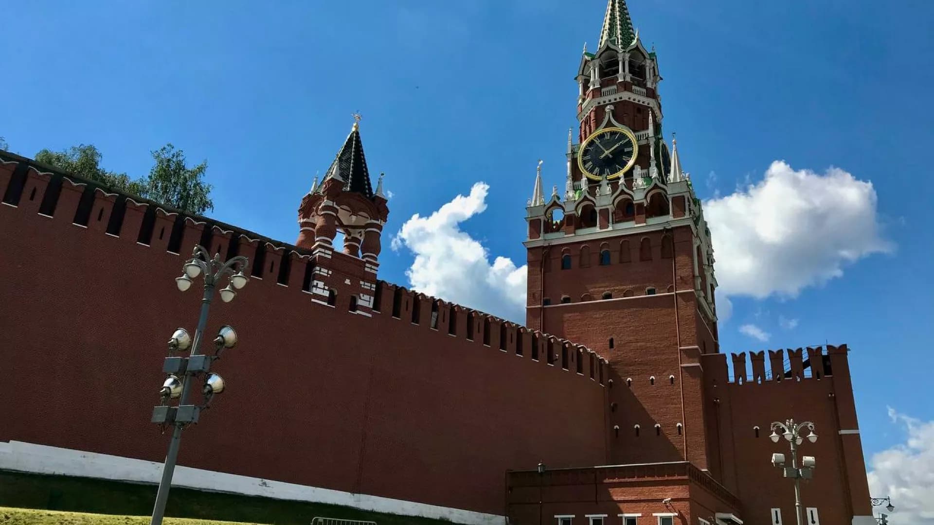 Комплексная программа по центру города (автобусная + пешеходная экскурсия)