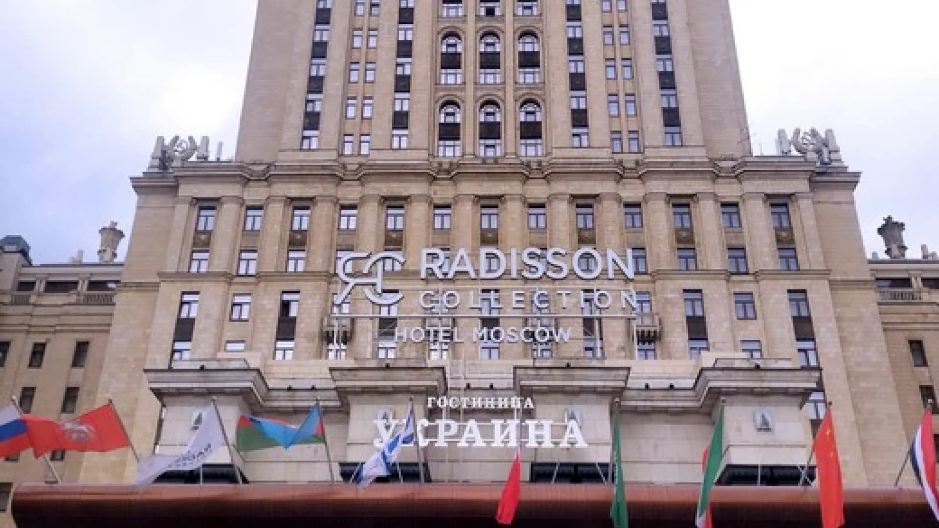 Пешеходная экскурсия: "Младшая сестра московских высоток" 