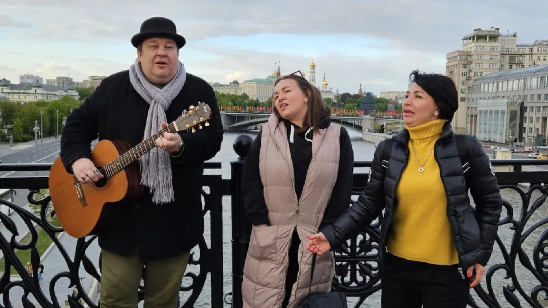 Экскурсия с песней по Москве с поющим экскурсоводом