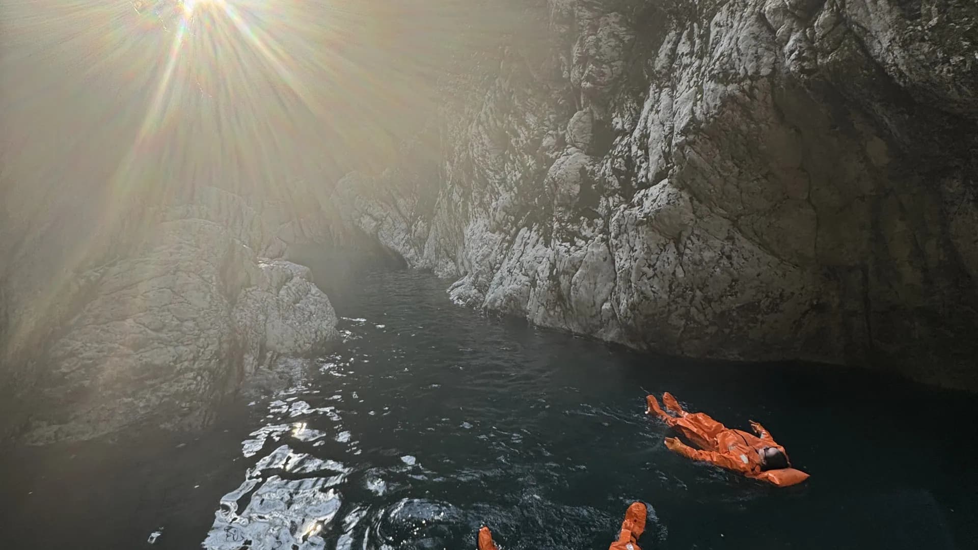 Айс-флоатинг: Плаваем в холодной воде!