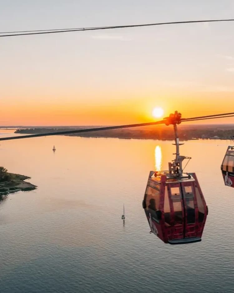 Город в огнях!