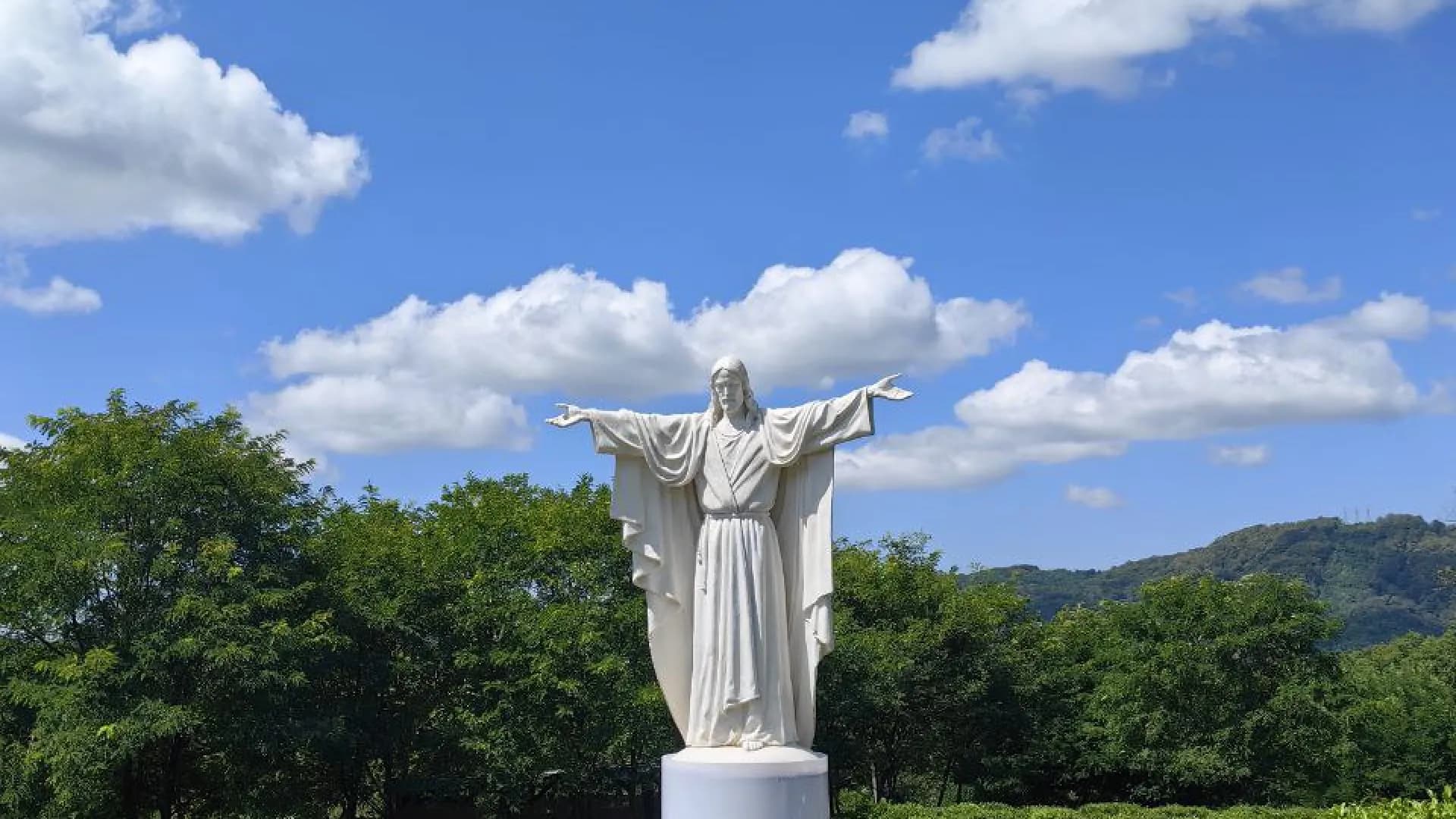 Джип-тур "Красоты Сочи" на внедорожнике повышенной комфортности